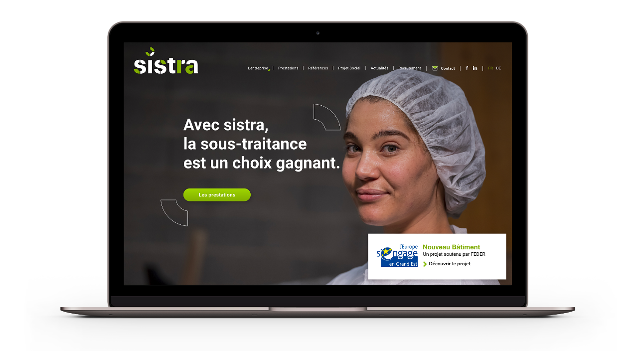 Ordinateur avec le site web Sistra